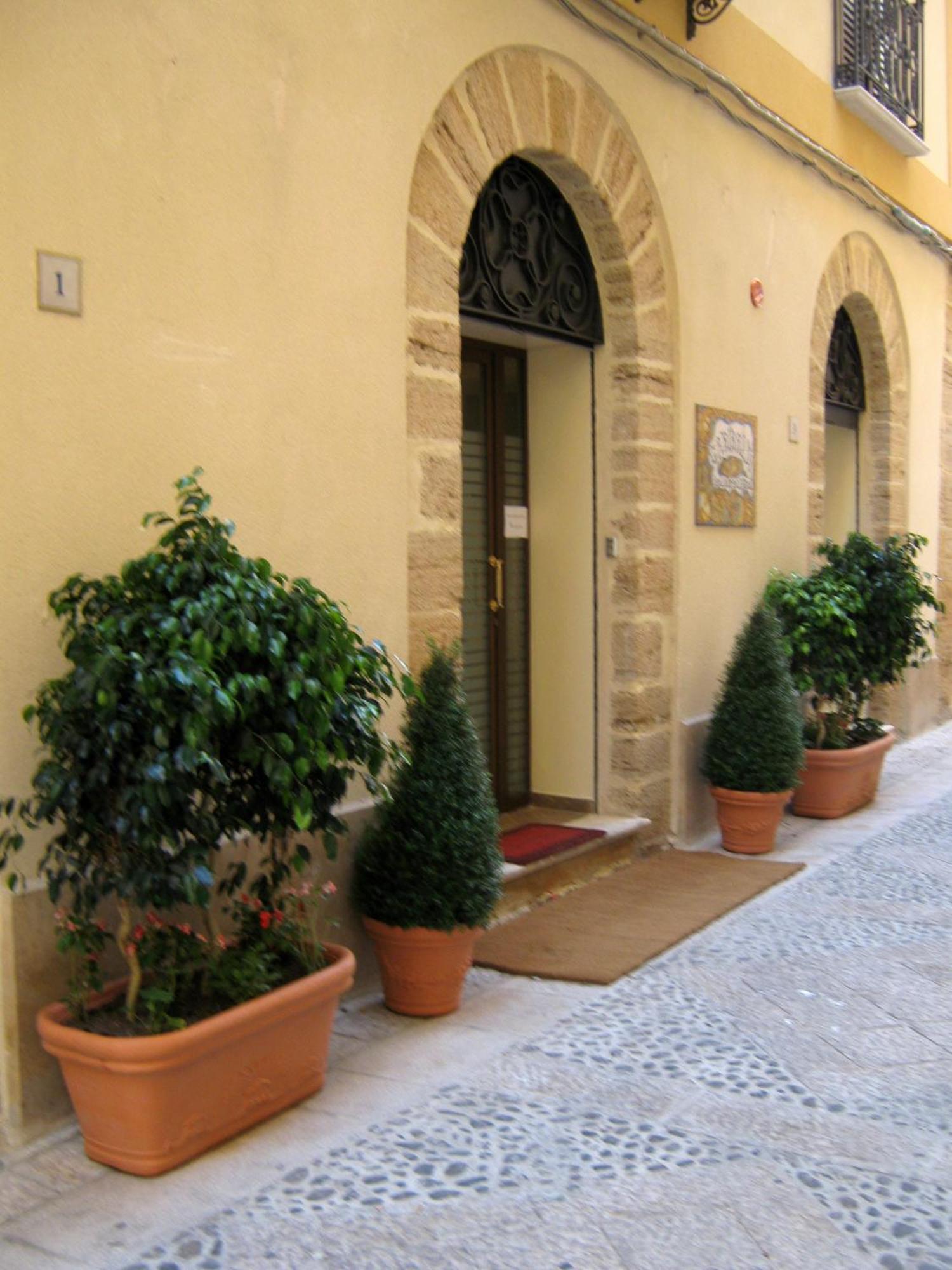 Garibaldi Relais Bed and Breakfast Sciacca Exteriör bild