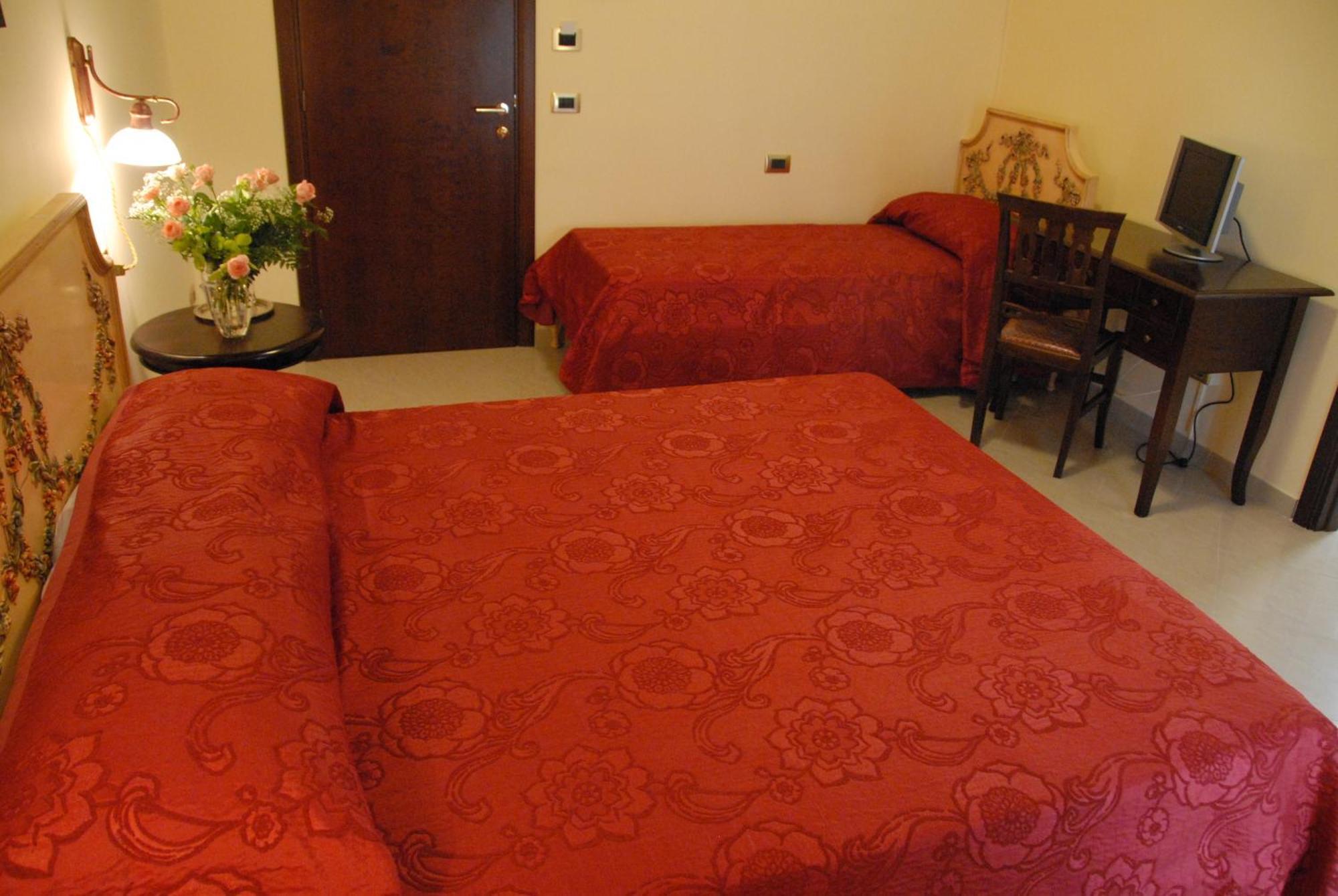 Garibaldi Relais Bed and Breakfast Sciacca Rum bild